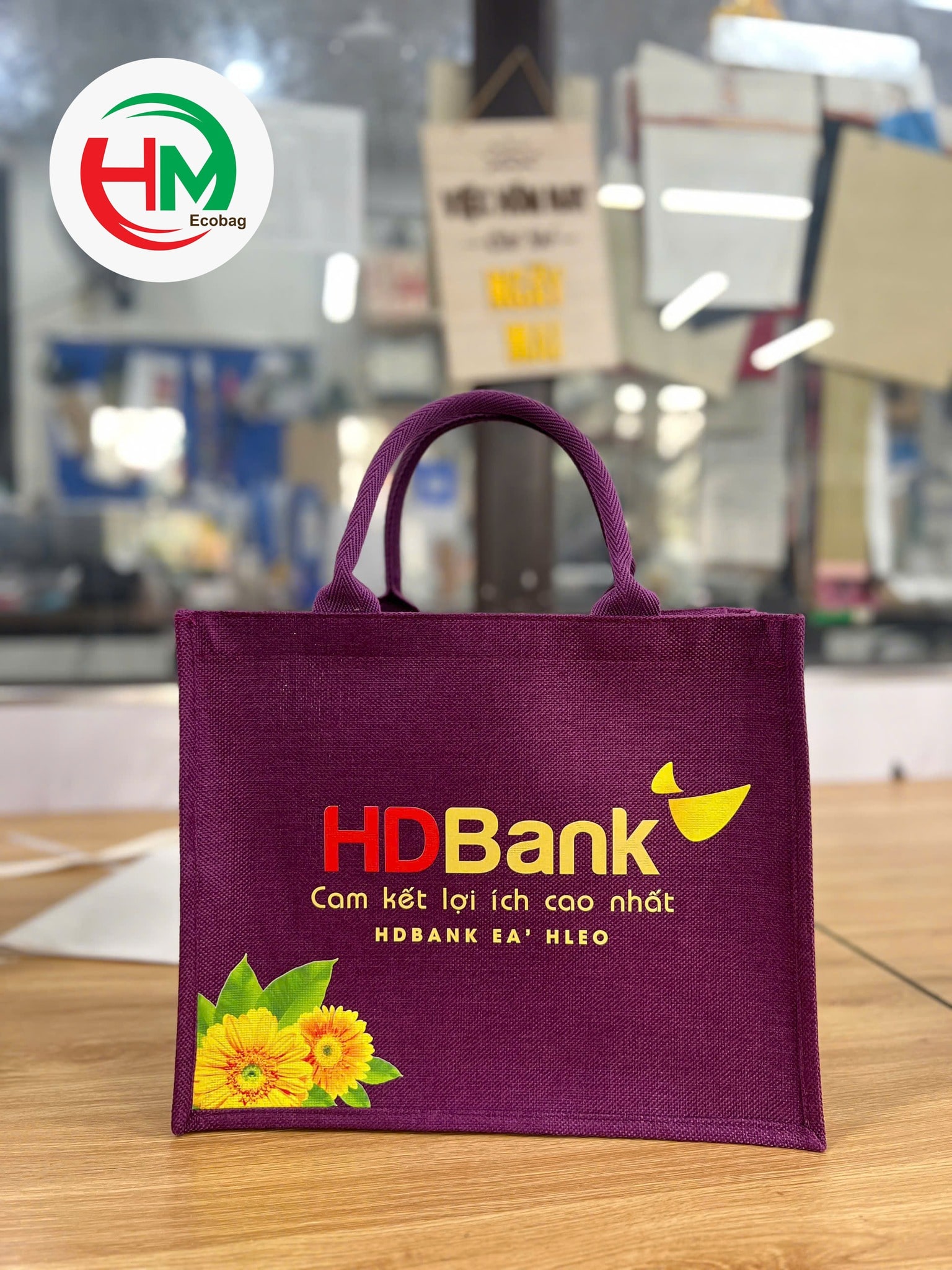 Túi Vải Linen In Logo HDBank  – Quà Tặng Thương Hiệu Sang Trọng,