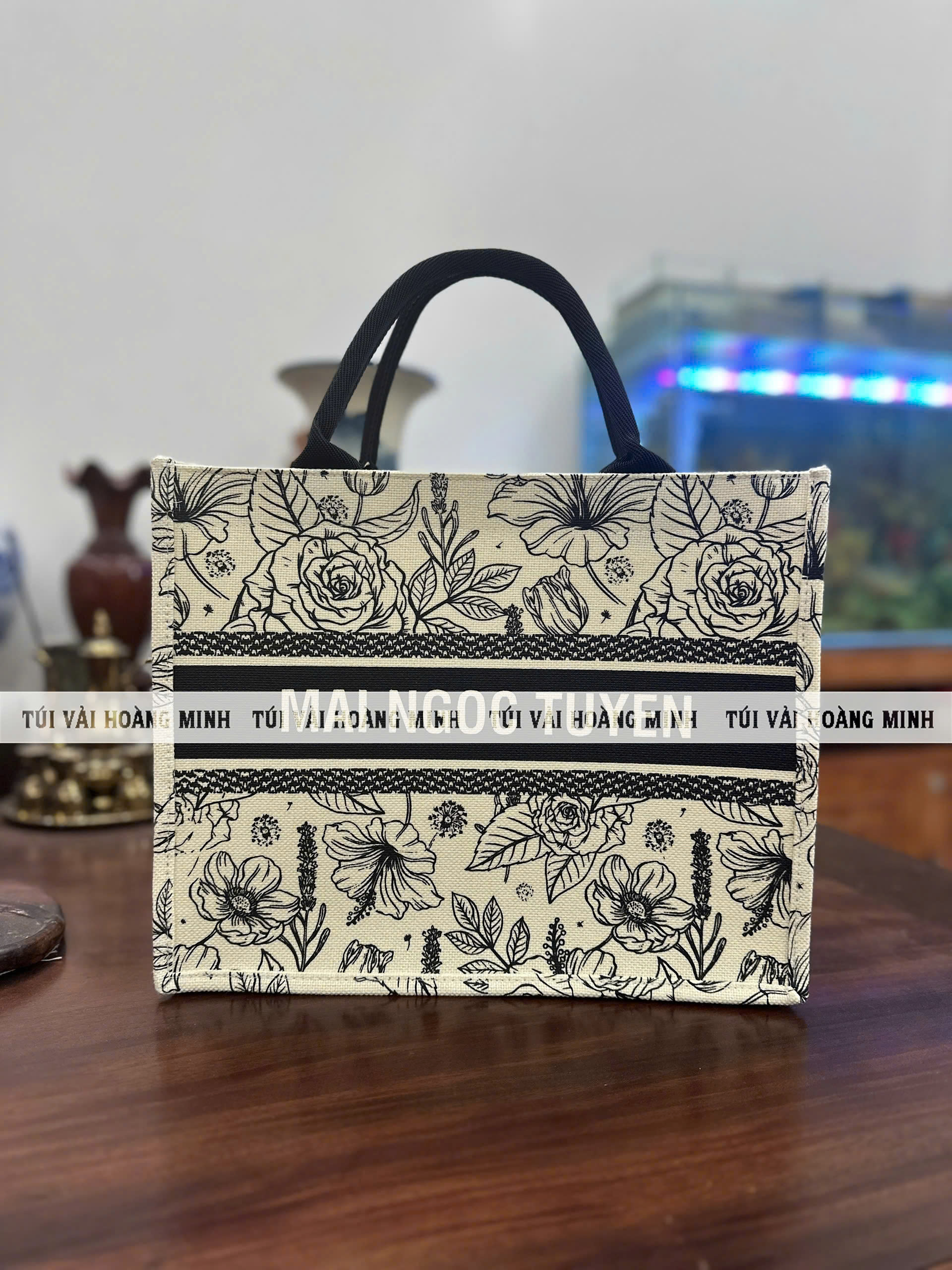 Túi vải linen Mai Ngọc Tuyền - Quà tặng thương hiệu cá nhân độc đáo