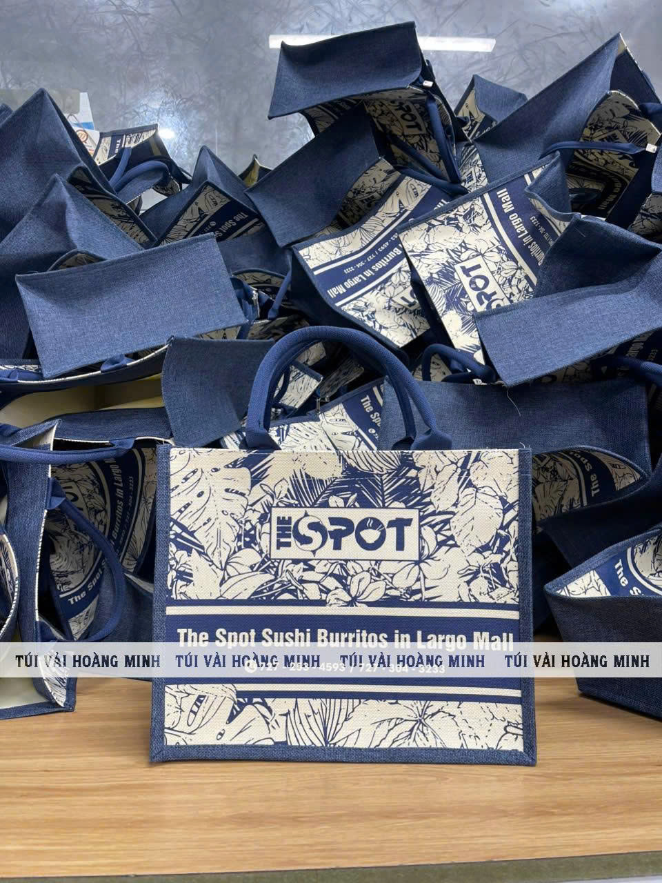 Túi Vải Linen In Logo The Spot - Phong Cách Ẩm Thực Hiện Đại Trên Chất Liệu Tự Nhiên