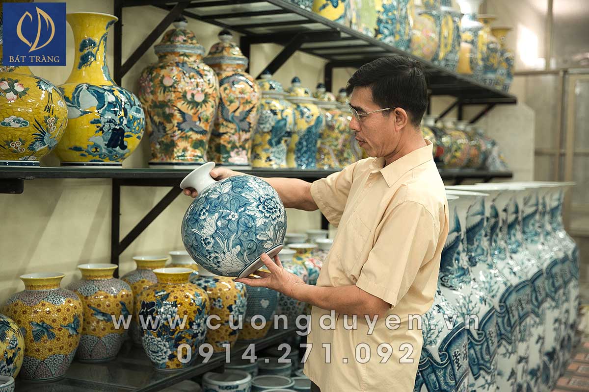 Đưa cái thần vào sản phẩm gốm sứ