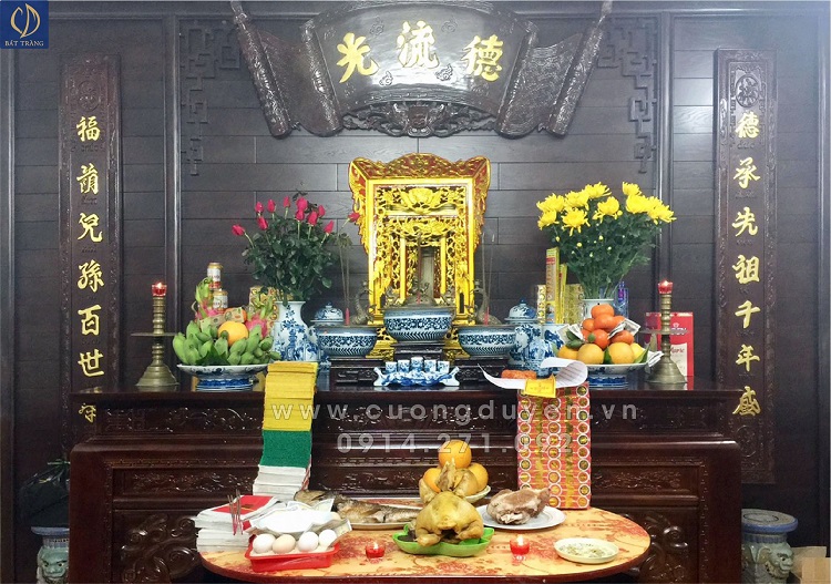 Cách cắm hoa cúc vàng để bàn thờ đơn giản ai cũng làm được