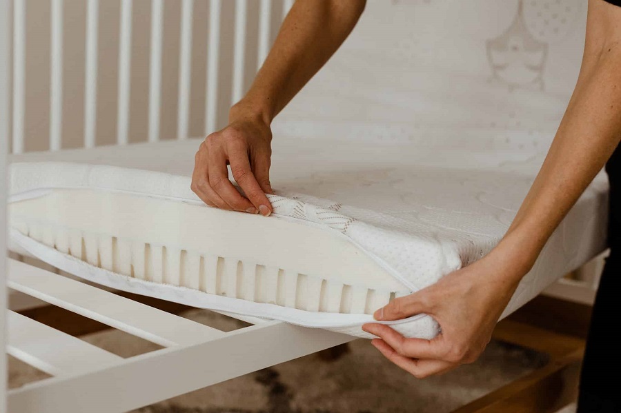 Nệm cao su tự nhiên với nguyên liệu 100% thiên nhiên không gây kích ứng da bé