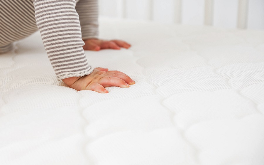 Đệm cao su có độ mềm vừa phải và không bị sụt lún khi nằm