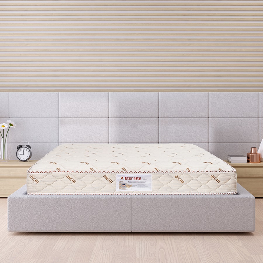 Đệm có độ dày 18cm, 21cm cùng nhiều mẫu mã sang trọng, đáp ứng nhu cầu người dùng
