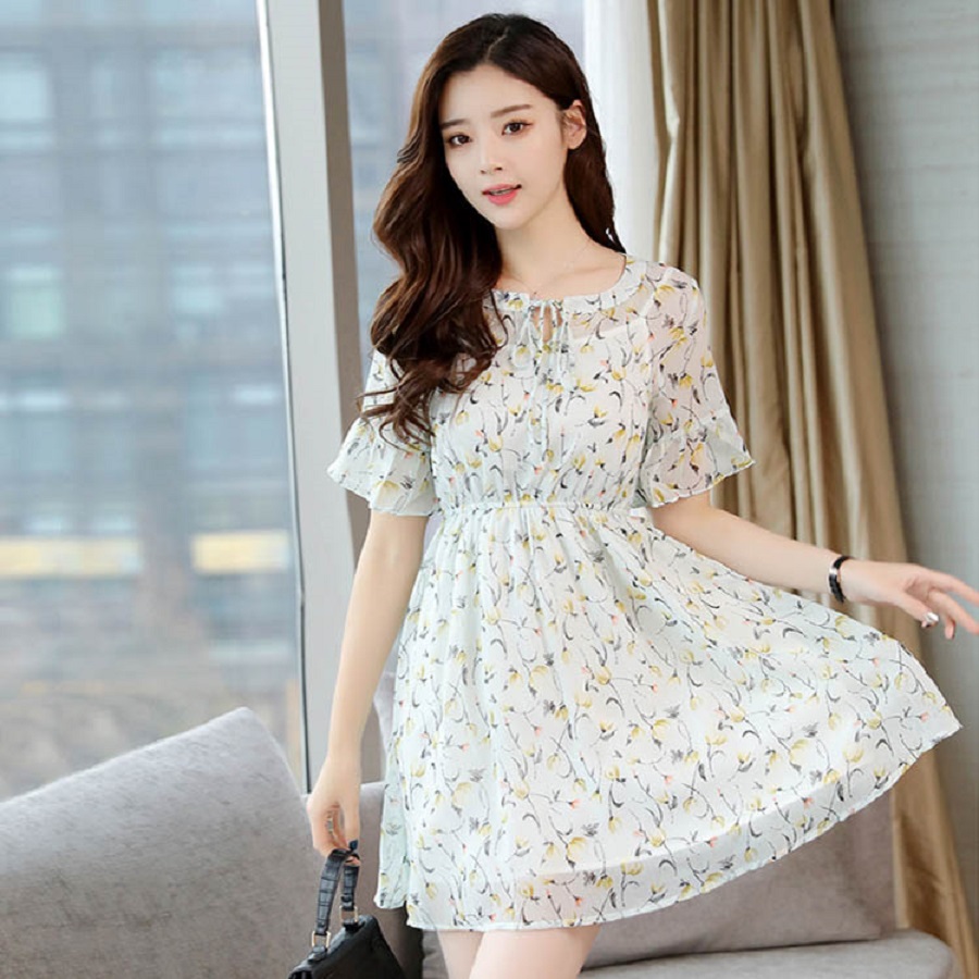 Vải chiffon mềm mại, thoáng mát, được dùng để may đầm mùa hè