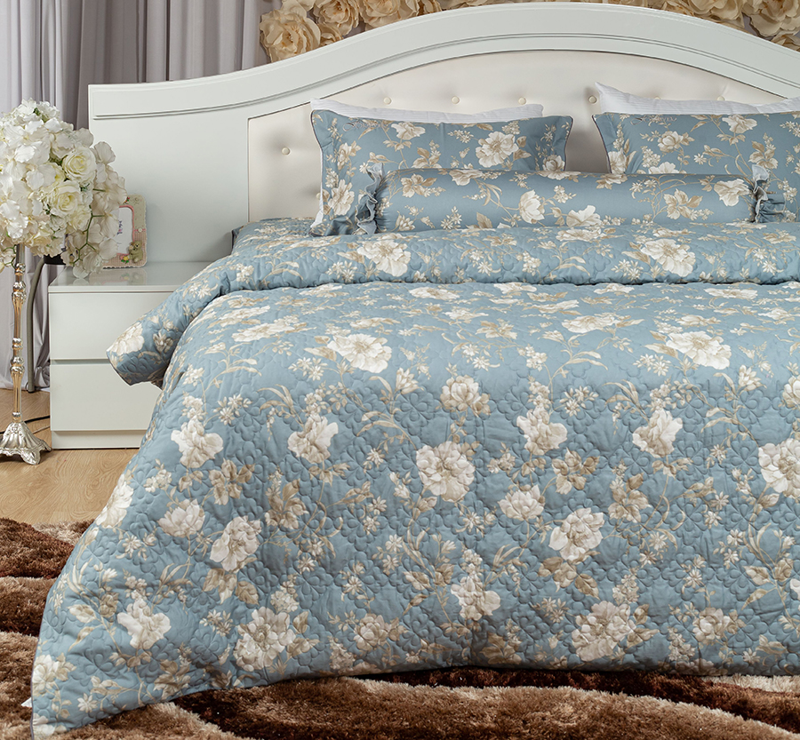 Chăn ga gối Forever làm từ vải cotton mang đến cảm giác thoải mái, dễ chịu và vẻ đẹp tinh tế cho phòng ngủ