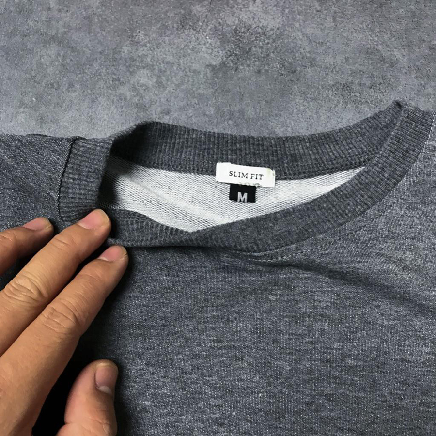 Nỉ da cá là sự kết hợp giữa 35% sợi tự nhiên (sợi len) và 65% sợi