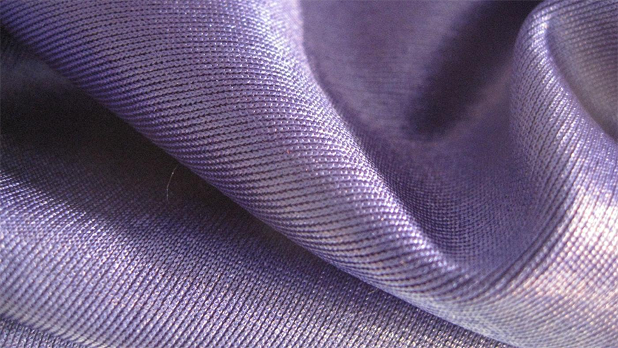 Nhược điểm lớn nhất của nylon là không thân thiện với môi trường