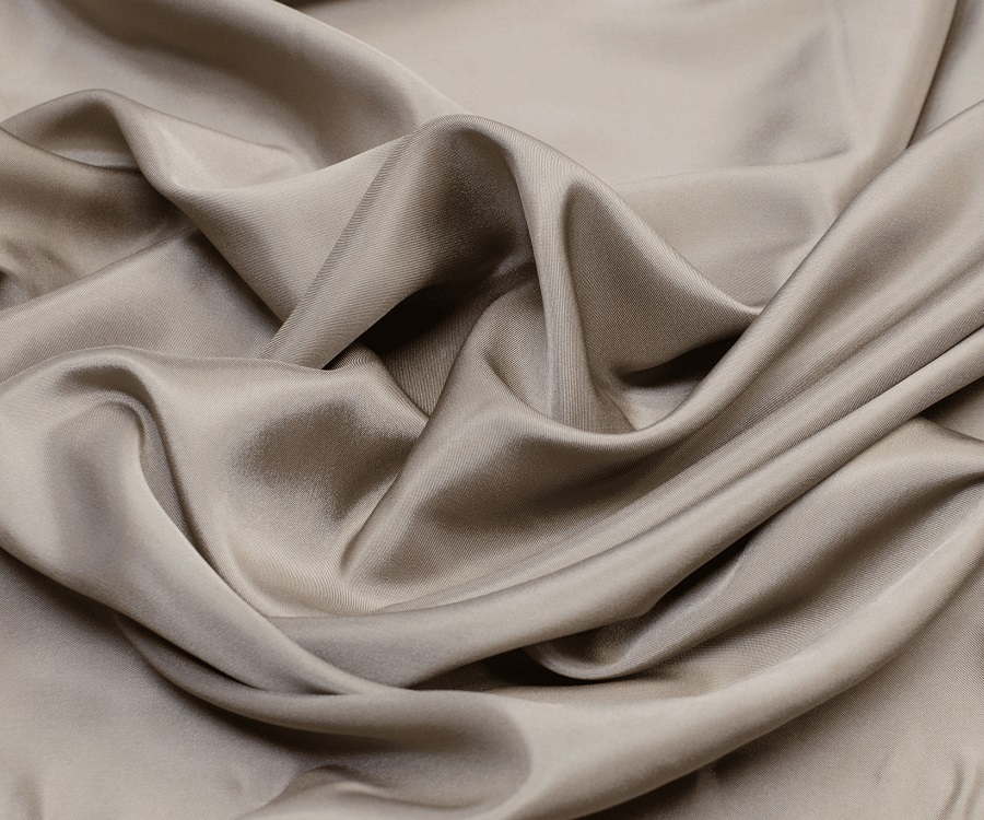 Viscose sở hữu đặc tính mềm mại, thoáng khí, thấm hút mồ hôi tốt