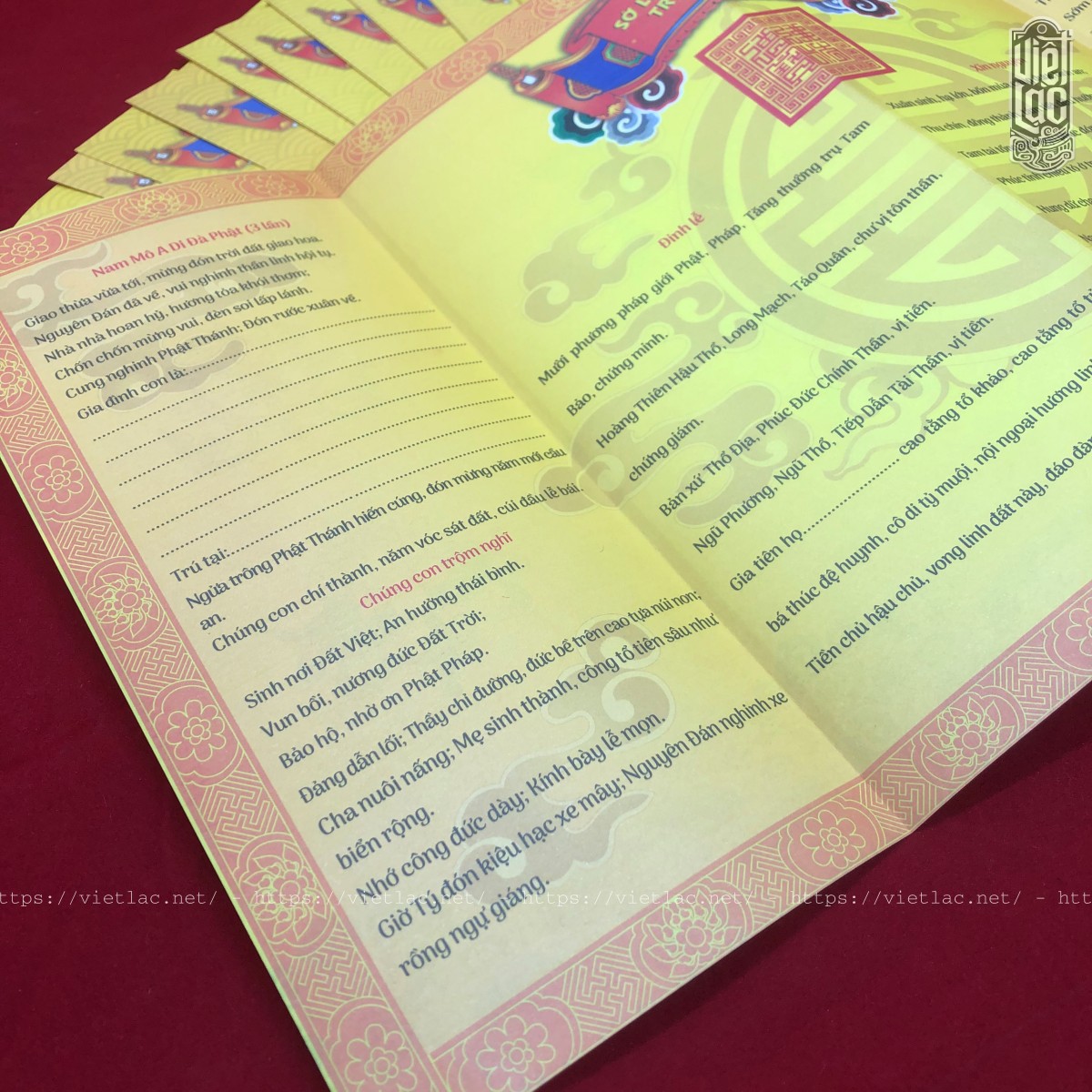 Tải về bài viết văn khấn giao thừa 2024, cúng tất niên 23 Cùng chuẩn bị Văn Khấn Giao Thừa 2024 cùng những thay đổi mới 2