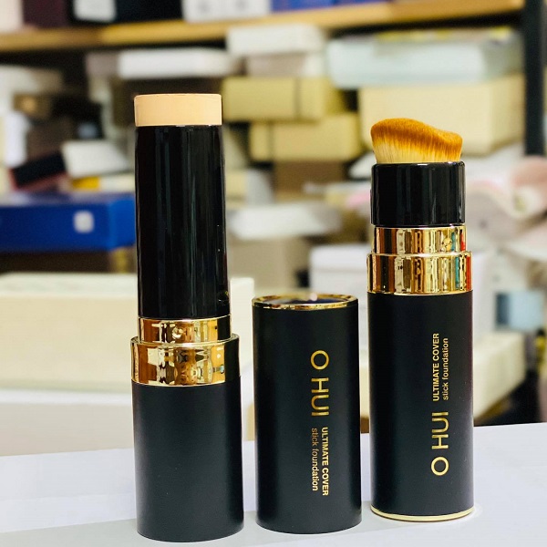 Kem nền che khuyết điểm OHUI Ultimate Cover Stick Foundation