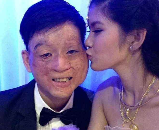 Tình yêu cổ tích không tưởng chấn động mạng Việt