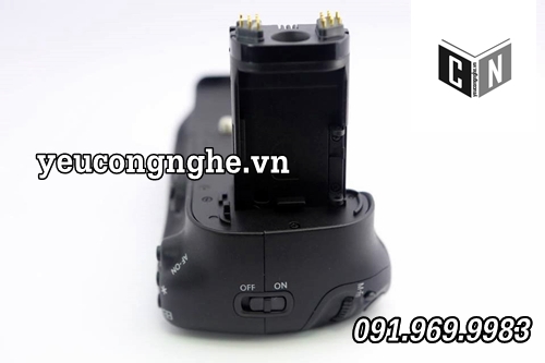Đế pin Canon 5D mark III battery grip kèm điều khiển, khay pin tiểu AA