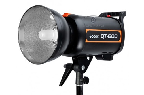 Đèn flash nháy Godox QT600 cho studio chụp ảnh sản phẩm, người mẫu