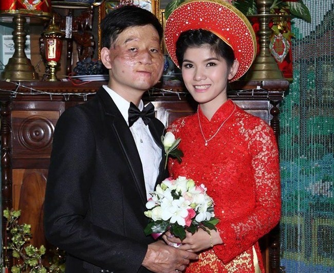 Tình yêu cổ tích không tưởng chấn động mạng Việt