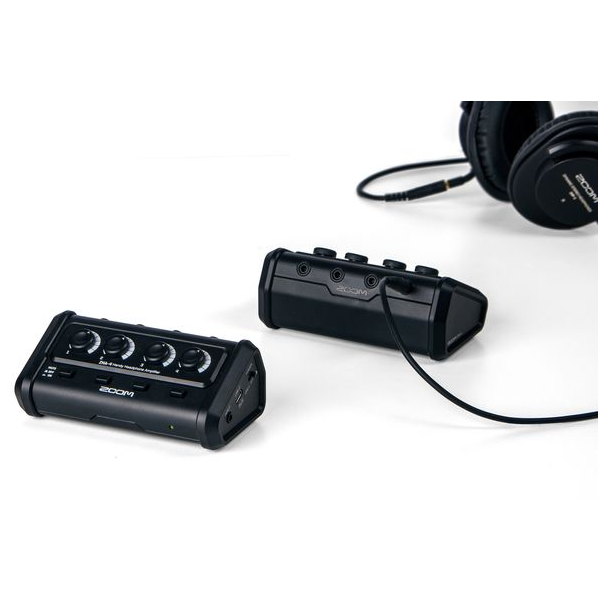 Bộ chia tai nghe Zoom ZHA-4