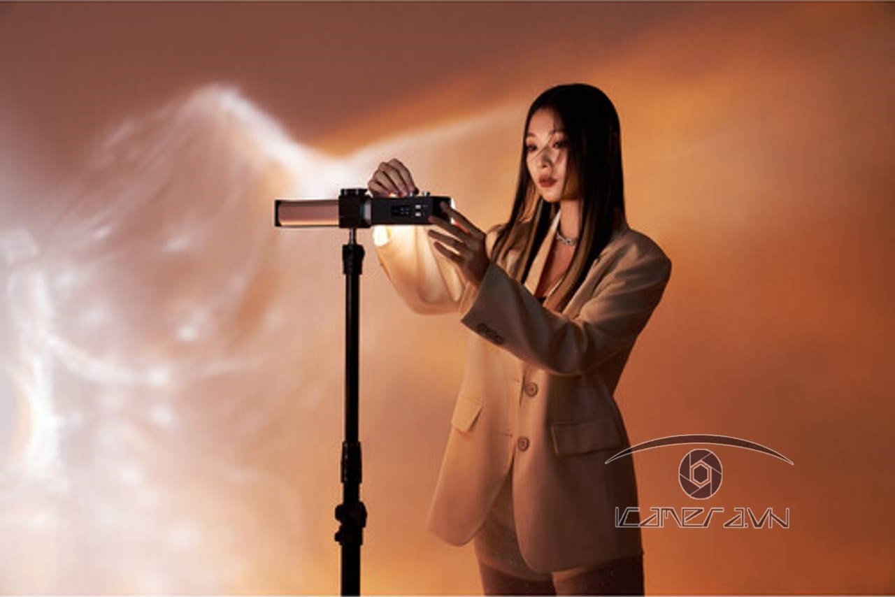 Đèn led Zhiyun CinePeer C100 Combo