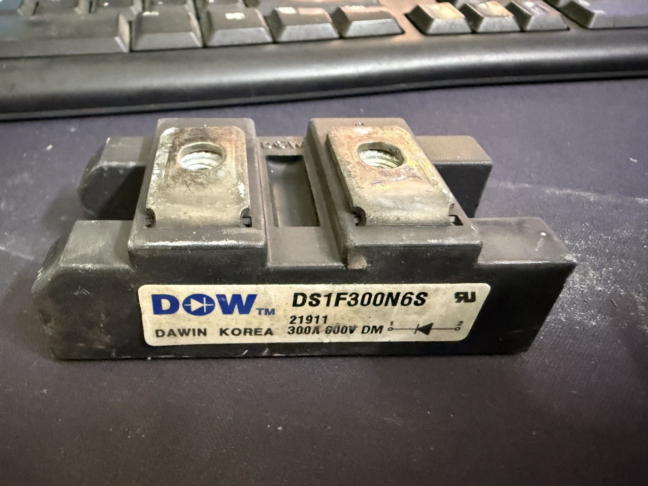 ds1f300n6s-diode-xung-300a-600v-don