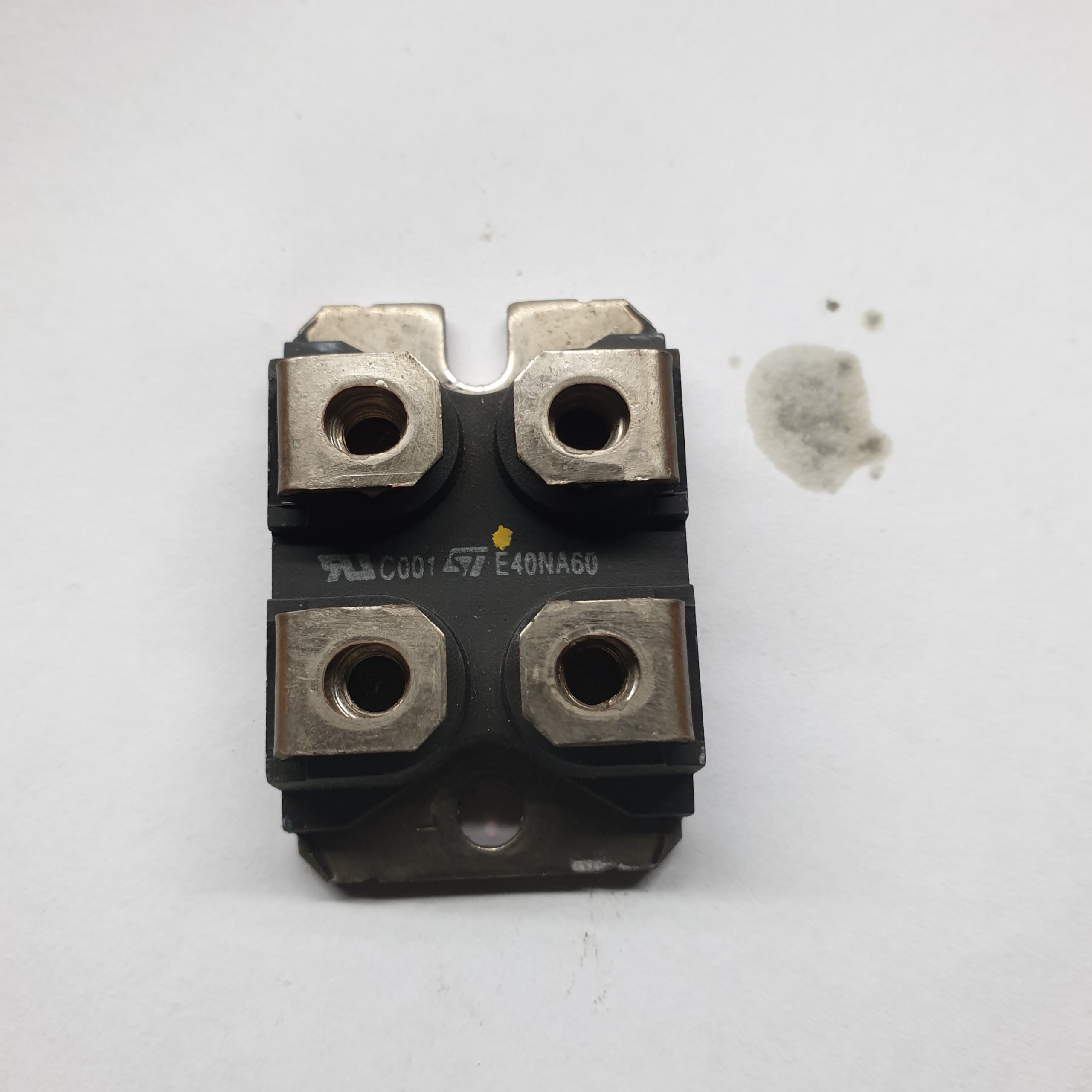 e40na60-mosfet-40a600v