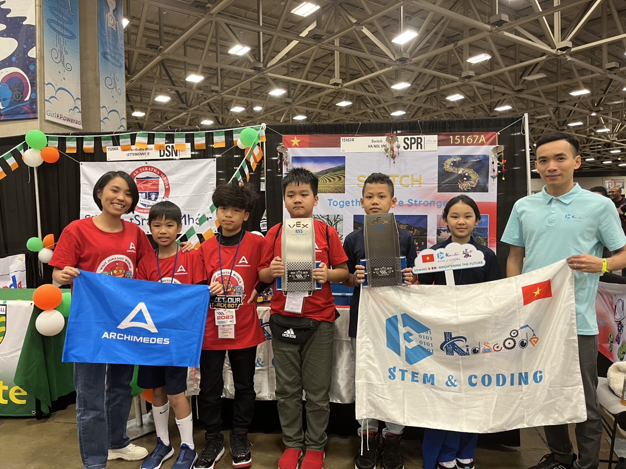 Đội tuyển Việt Nam dành thắng lợi tại đấu trường quốc tế VEX Worlds 2023