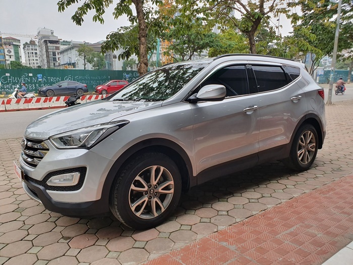 Giá bán xe Hyundai SantaFe cũ có nên mua SantaFe máy dầu cũ