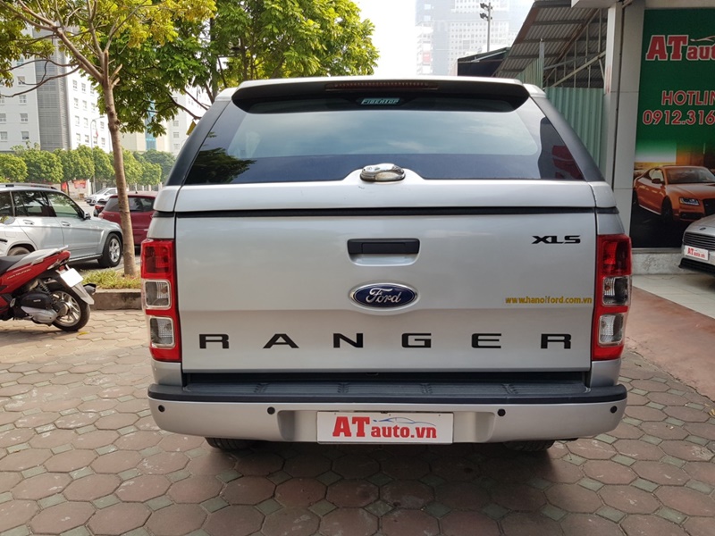 Xe bán tải Ranger XLS còn bảo hiểm vật chất đến T4.2019