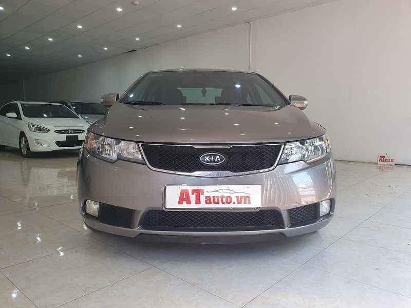 kia cerato 1.6at nhập khẩu