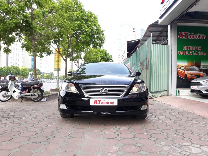 Xe Lexus LS460L đăng ký năm 2009 tại ATauto