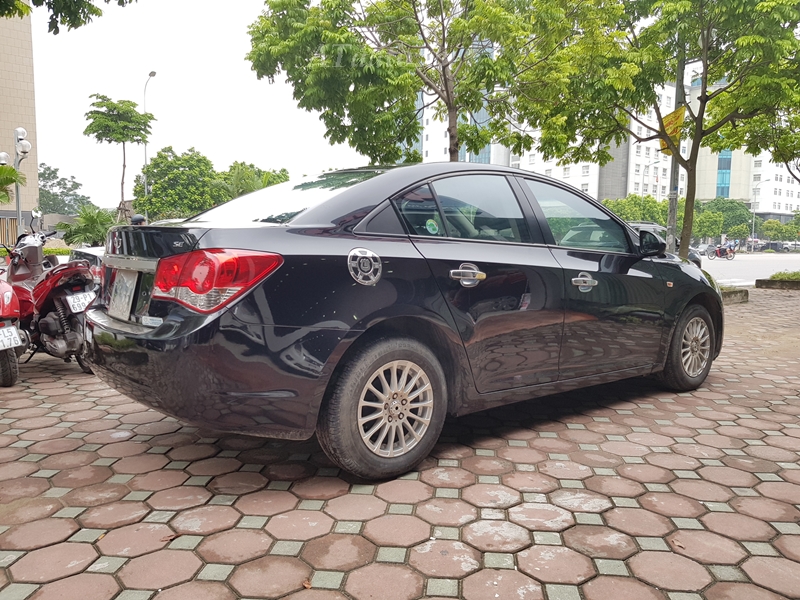 Lacetti giá rẻ, số sàn nội thất đẹp