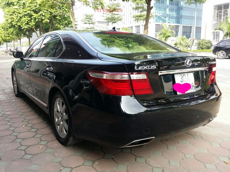 Lexus LS460 khằng định là chiếc xe sedan cao cấp cực bền, lành và tiết kiệm