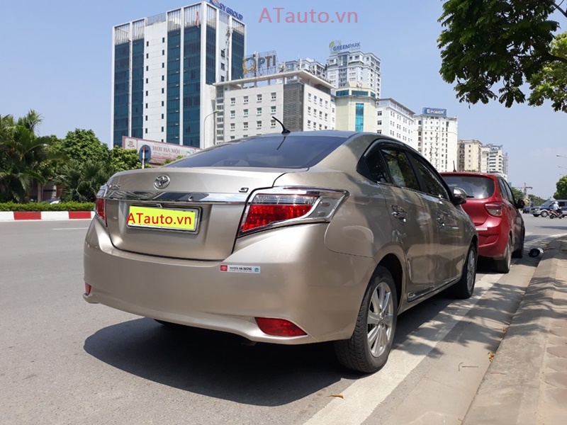 Xe Vios đã lắp rất nhiều phụ kiện và còn mới nguyên