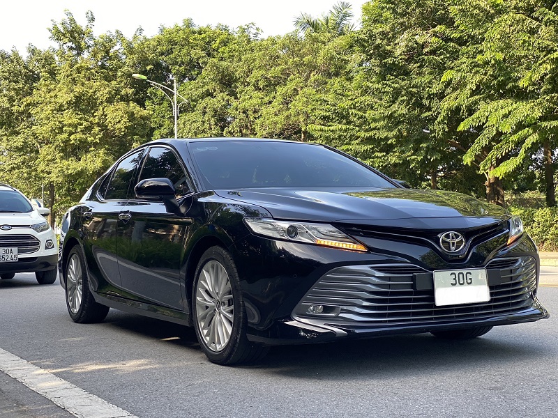 Đánh Giá chi tiết về chiếc xe toyota camry 2020