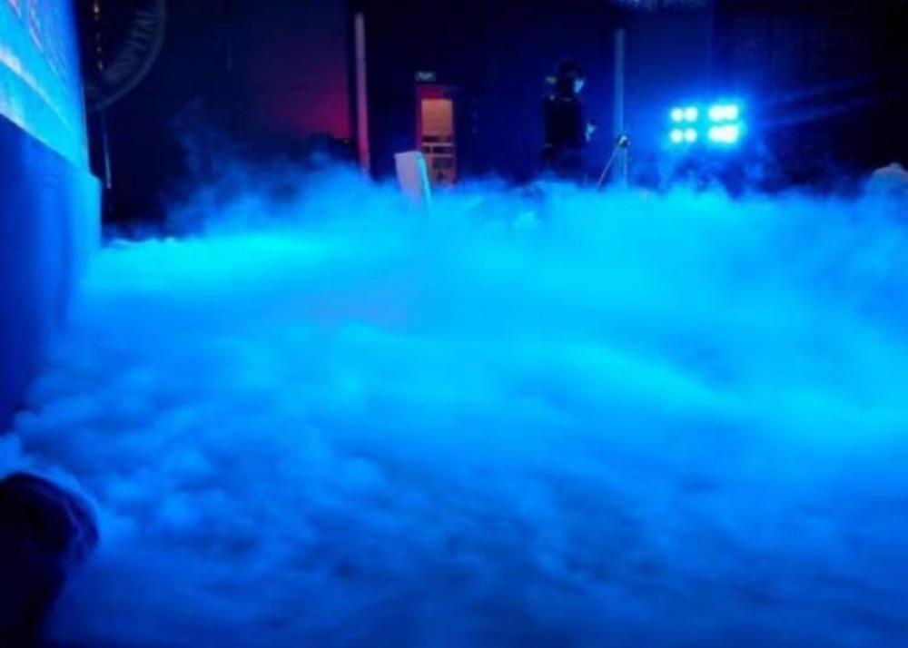 Tự chế máy phun khói lạnh cho sân khấu