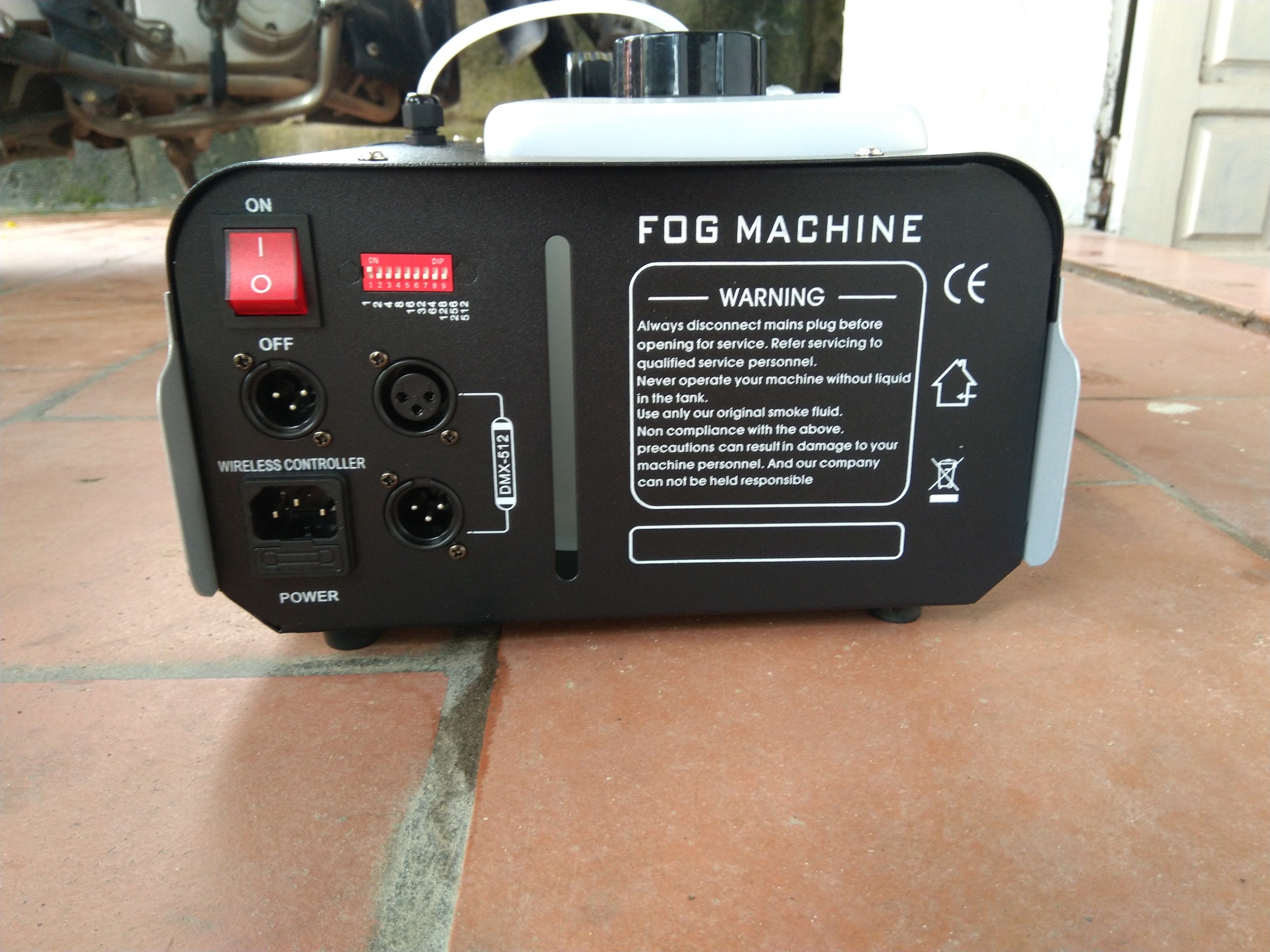 May-Khoi-1500-W-Co-DMX