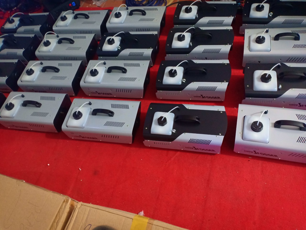May-Khoi-1500-W-Co-DMX