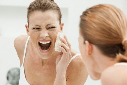Tẩy da chết siêng năng: Lợi bất cập hại