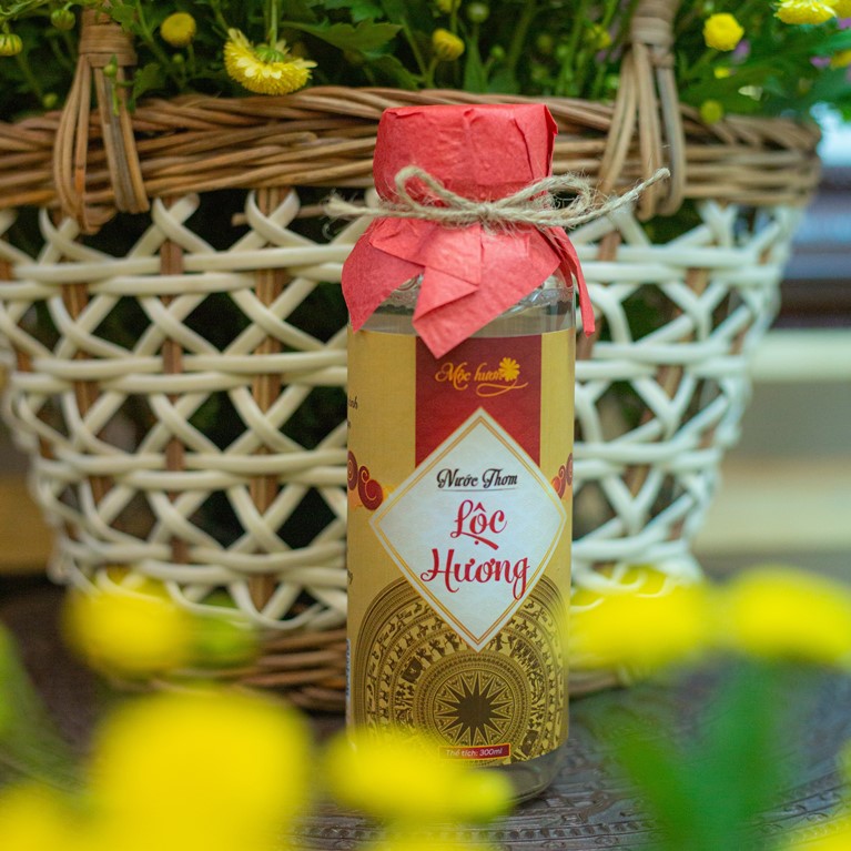 Nước thơm Lộc Hương