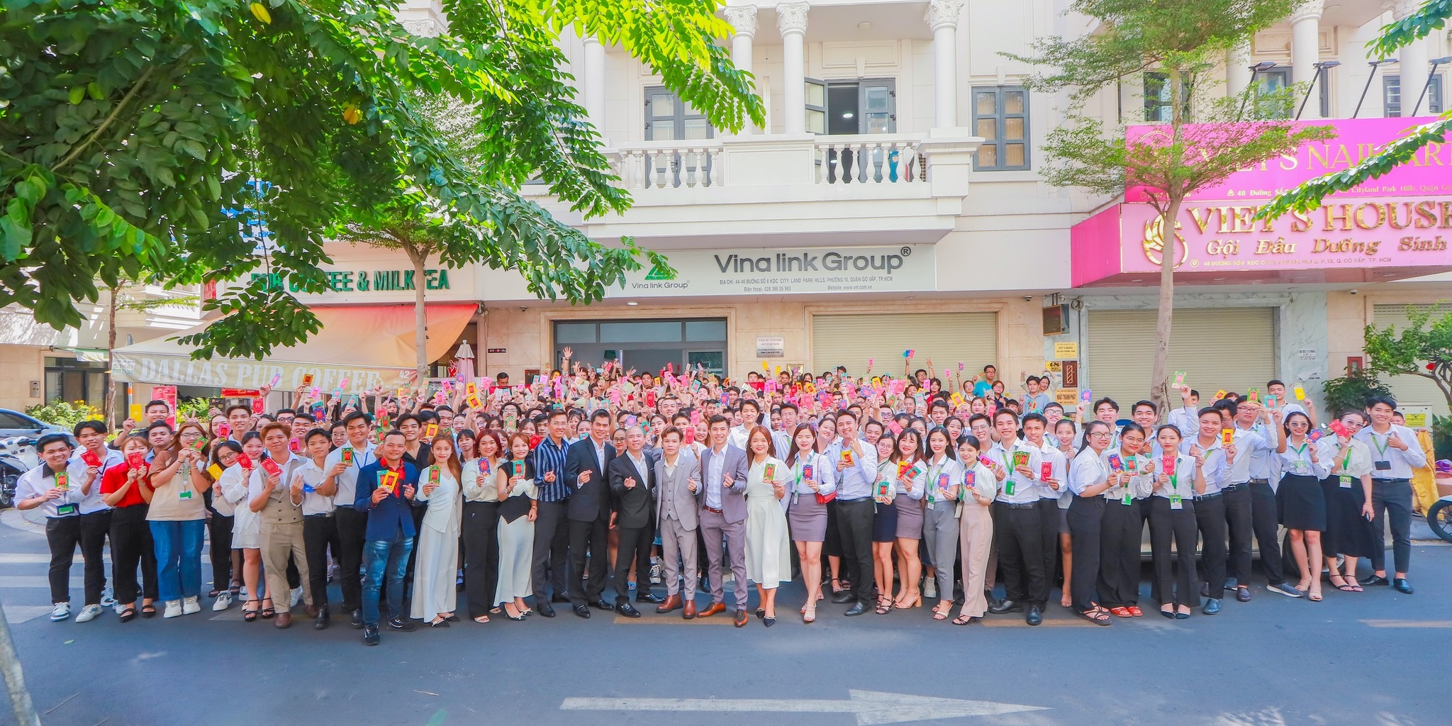 Hào hứng không khí khai xuân Giáp Thìn 2024 tại Vinalink Group chi nhánh Hồ Chí Minh