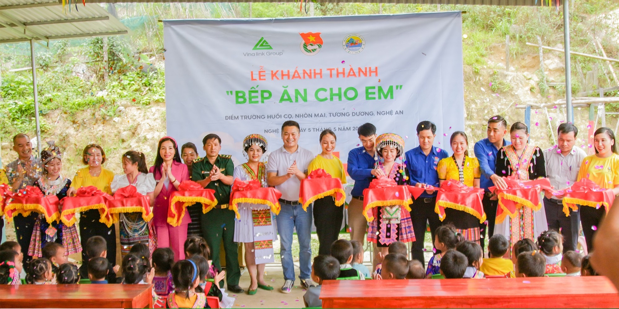 Vinalink Group tổ chức Lễ khánh thành “Bếp ăn cho em” điểm trường Huồi Cọ, Nhôn Mai, Tương Dương, Nghệ An