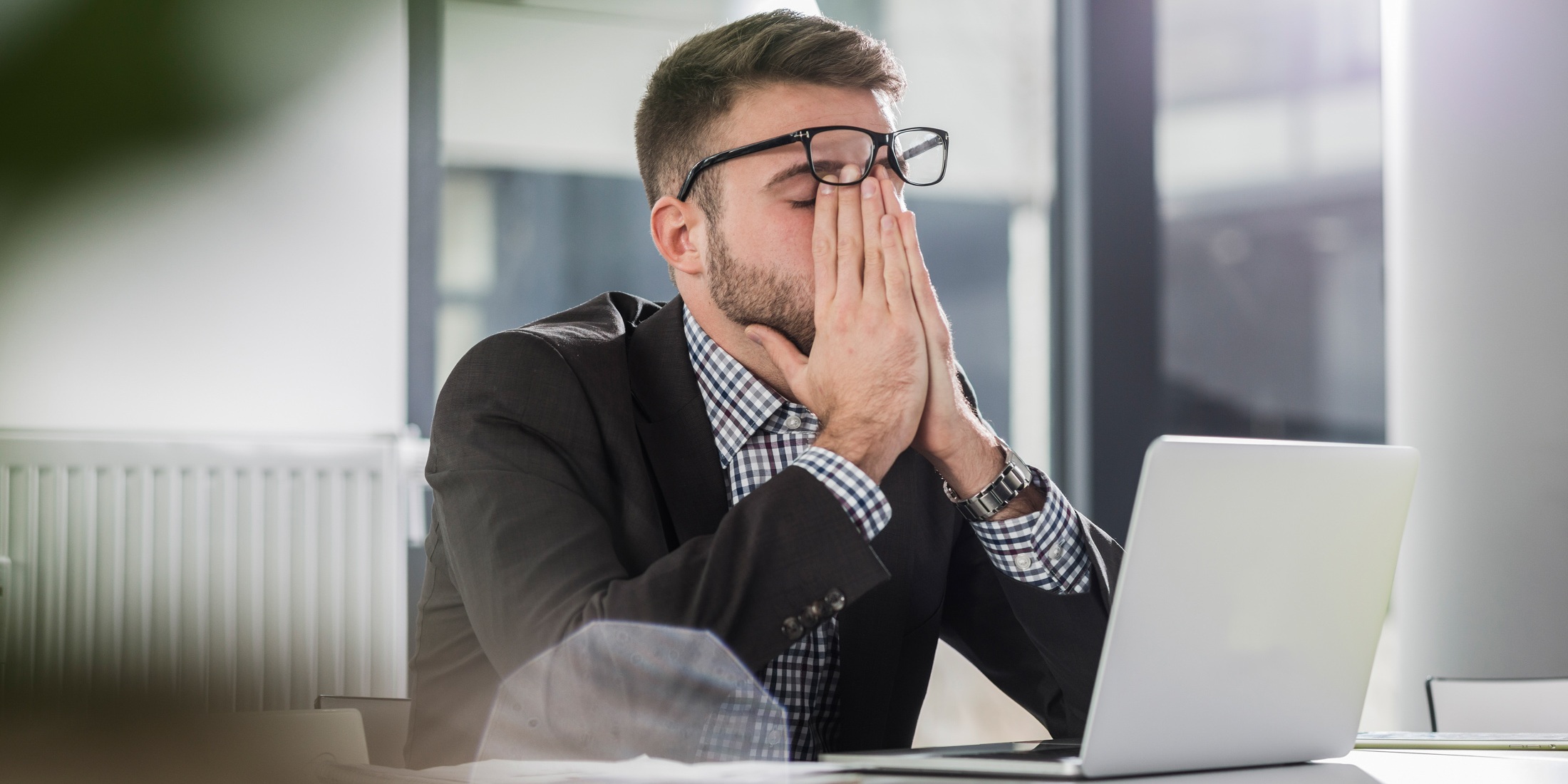 Ngủ đủ giấc nhưng vẫn mệt mỏi? Nguyên nhân và cách lấy lại năng lượng