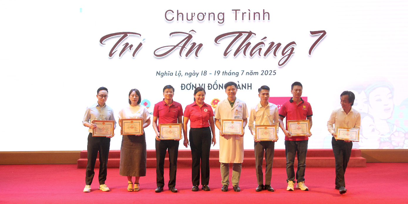 Vinalink Group và hành trình tri ân tháng 7