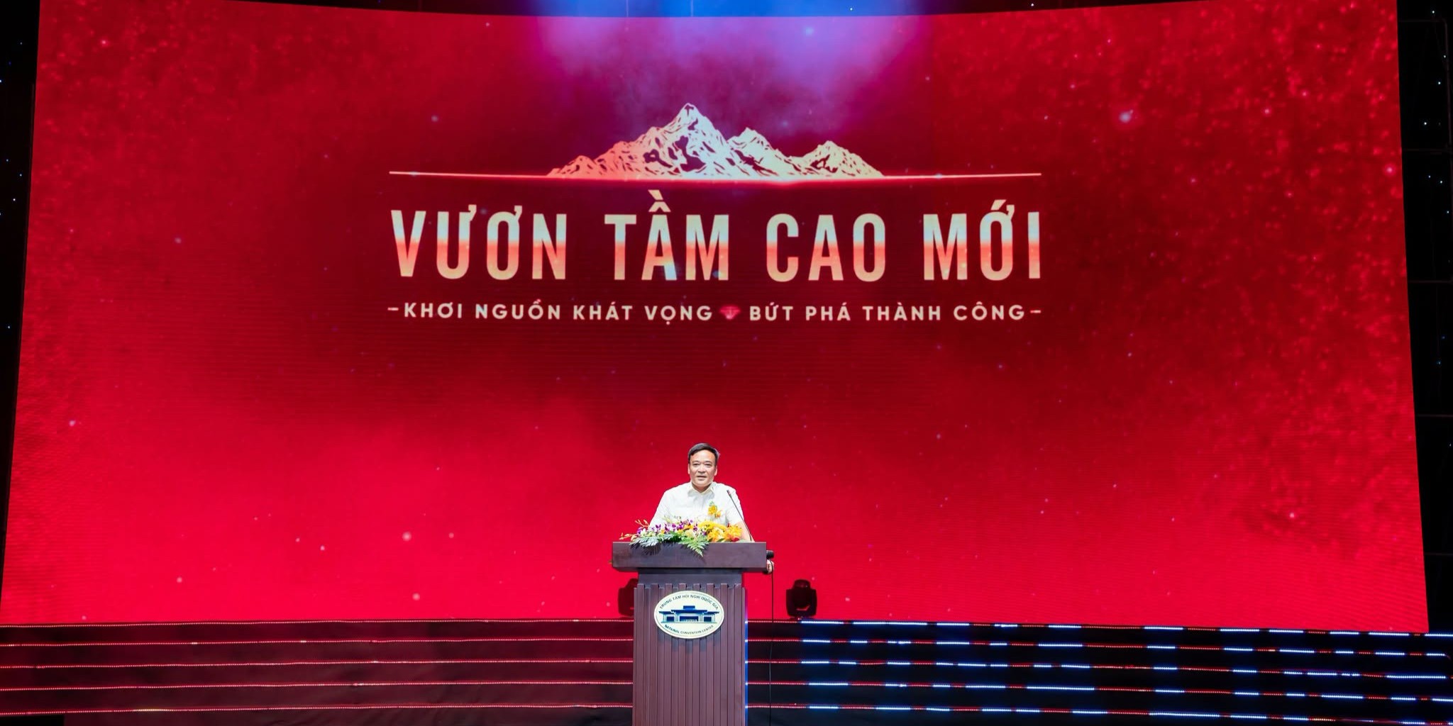 'Vươn tầm cao mới': Khơi mở hành trình phát triển bền vững của Vinalink Group
