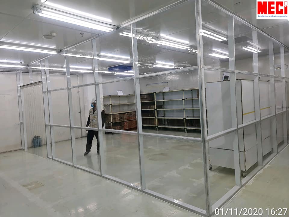 Lắp đặt vách nhựa pvc trong suốt - ngăn khu vực làm việc - KCN Thạch Thất Quốc Oai