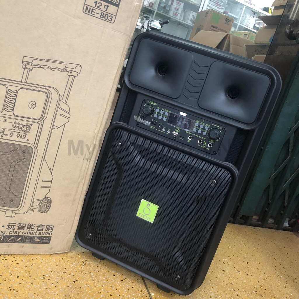 Loa kéo di động SOK NE-802 (10 inch , 2 mic , 120W) giá sỉ và lẻ rẻ nhất Loa kéo di động SOK NE-802 (10 inch , 2 mic , 120W) giá sỉ và lẻ rẻ nhất