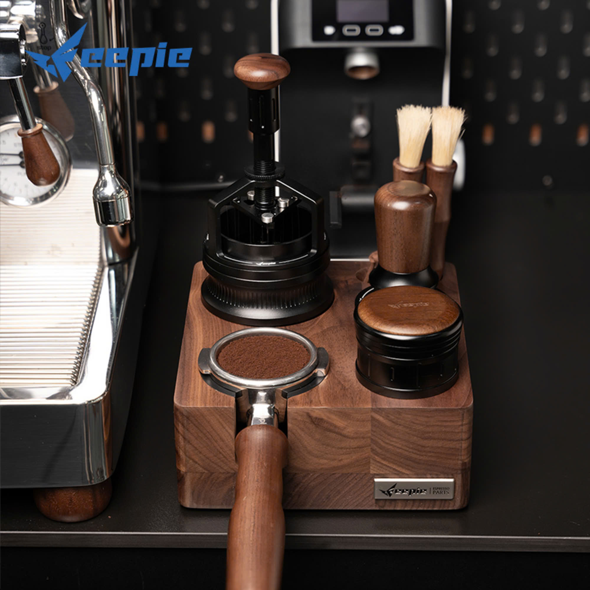 Nên mua combo hay lẻ dụng cụ pha espresso Feepie?