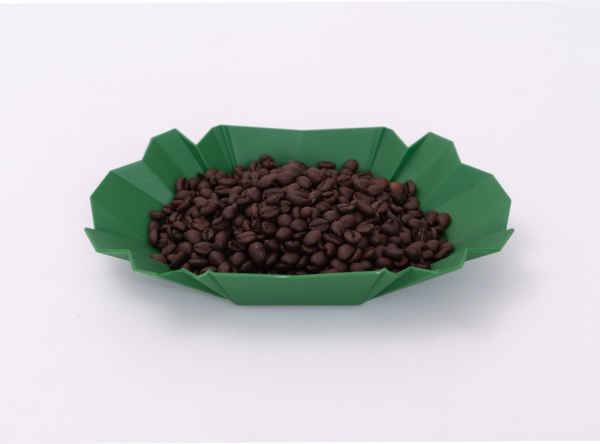 Khay nhựa cupping V4 màu xanh lá đựng cà phê hạt rang dồn thành gò tròn
