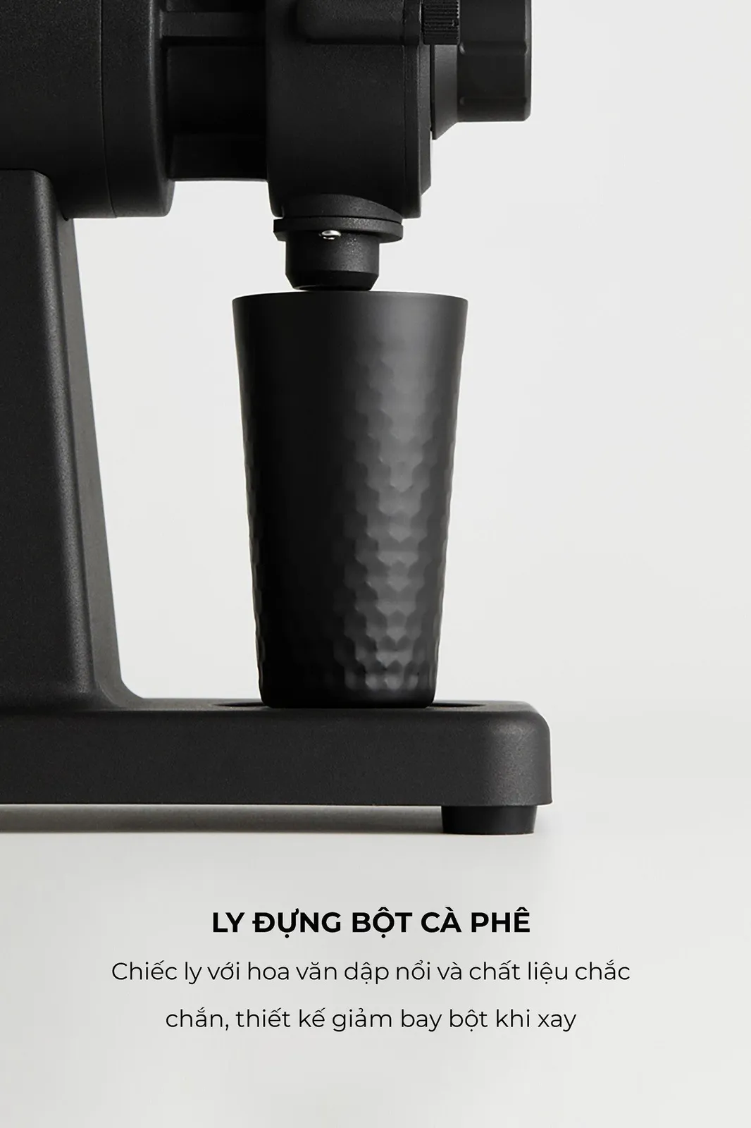 Ly đựng bột cà phê hoa văn dập nổi kèm theo máy xay G-ONE Pro CAFE DE KONA