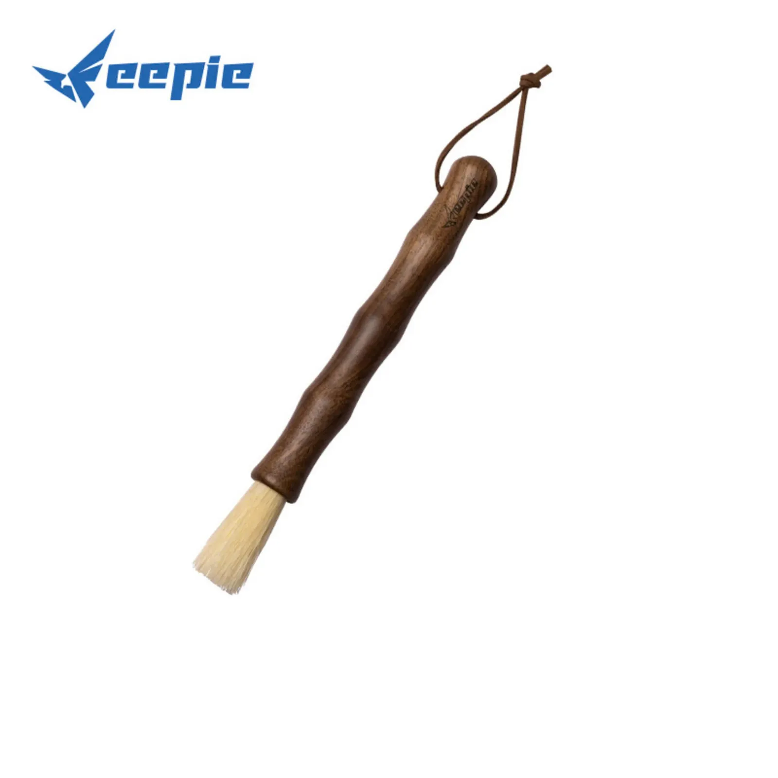 Cọ quét cà phê Feepie QJS-98HTM cán gỗ óc chó với dây treo da lộn trên nền trắng