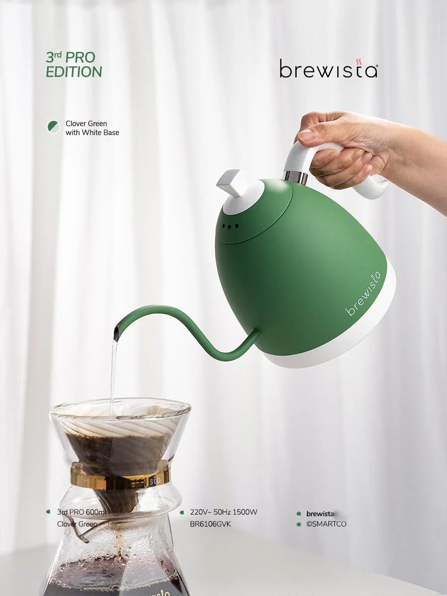 Rót cà phê thủ công bằng ấm Brewista Artisan Clover Green