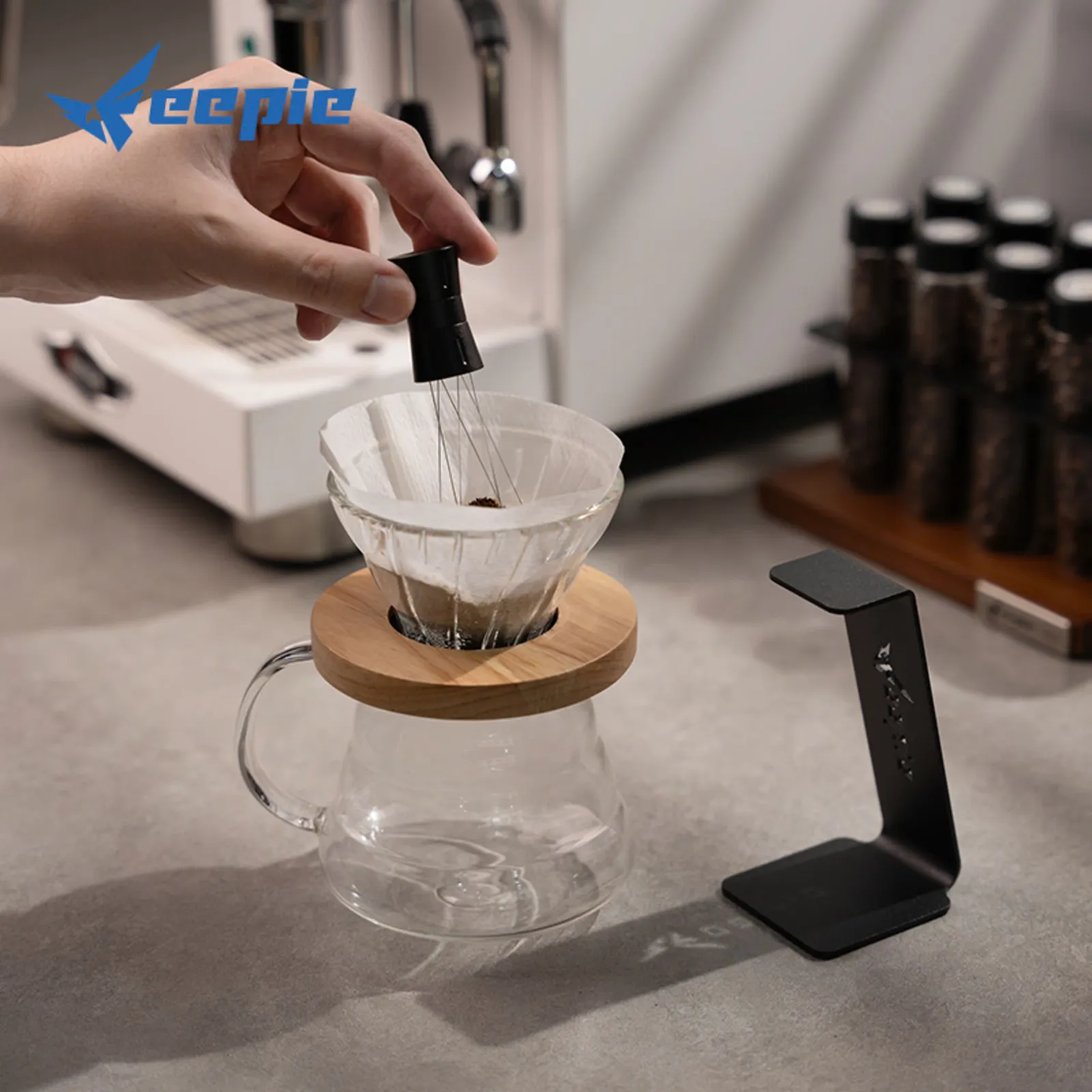 Kim tán bột Feepie tán bột cà phê trong giỏ lọc portafilter